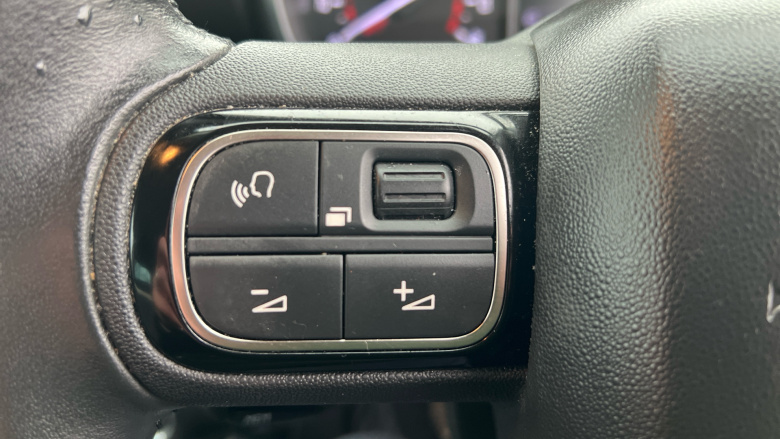 Citroen C3 Aircross 1.2 PureTech 110 Shine 5dr Petrol Hatchback